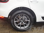 Winter wheel kit 18" Macan BBS SR Himalaya-grey 8 + 9x18 ET21/21 with Pirelli Scorpion Winter N0