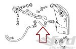 Oil Line 911  1975-83 / 930  1975-77 - Oil Crossover Pipe to External Thermostat
