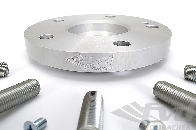 Wheel Spacer - 18 mm - Hub Centric - Anodized with Bolts - Silver