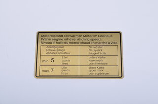 Klebeschild Motorölstand