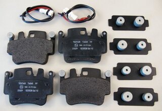 Brake service kit front (no  Discs!) 996C2/4, 986S 00-04