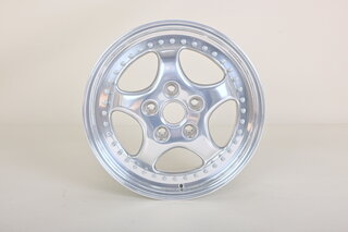 8x18ET52 Felge Speedline poliert
