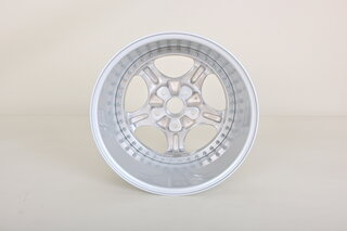 8x18ET52 Felge Speedline poliert