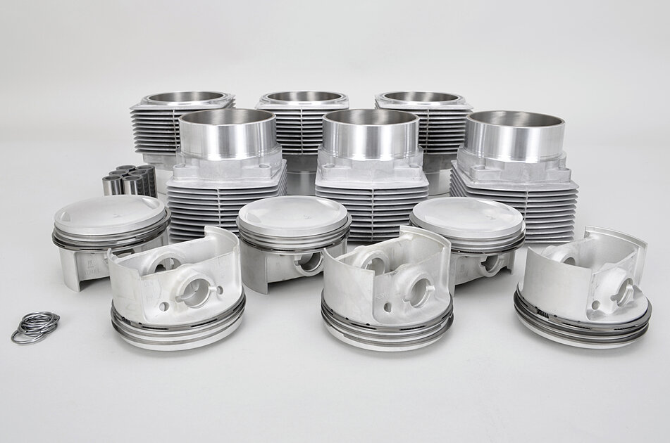 Mahle 3.0 L Piston & Cylinder Set 930 3.0 L Turbo - 95 mm - 7:1 