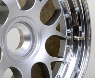 Rim BBS E88 Motorsport 12x18 ET 48,6 forged Alu-center Gold - Center Lock-  10,7 Kg