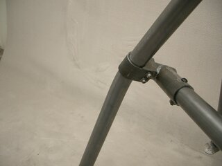 Gurtrohr Stahl ( für 40mm Rohr) demontierbar spezial mit Befestigungsklammern ( universell)