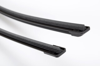 Front wiper blade set for LHD 958.1/ 958.2 Cayenne