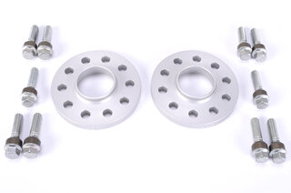 Spacer Set Macan - 15 mm - Silver - Hub Centric - Sold as a Pair