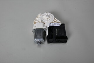 Electric motor window lift right ( I098 )/ left ( I099 / RHD  )