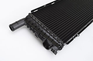 Front Center Radiator 981 Spyder / GT4 / 991.1 & 991.2 Turbo / S / 991.1 GT3 / RS