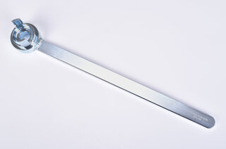 Tool claw"