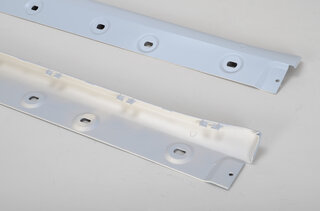Schwellerblendensatz für Aero Kit mit Befstigungselement