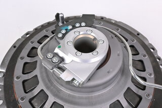 Clutch pressure plate with Release module - 958 ( 92A ) Cayenne/ 970 Panamera Hybrid
