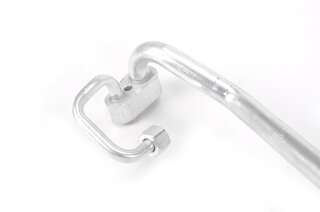 Coolant line Wheel housing/ Side skirt