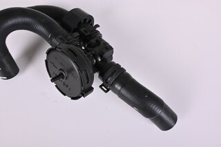 Coolant hose incl. Vacuum valve - 958.1/ 958.2 Cayenne Hybrid