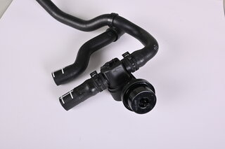 Coolant hose incl. Heater valve - 958.1/ 958.2 Cayenne Hybrid