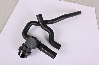 Coolant hose incl. Heater valve - 958.1/ 958.2 Cayenne Hybrid
