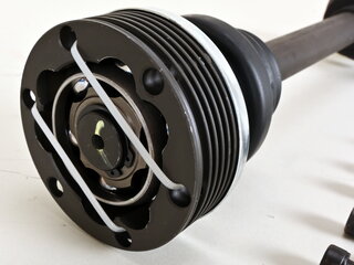 Axle 911 Wide Body 1984 (Only) / 930  1975-86 - Complete - 476 mm - Includes Boots + Bolts - OEM