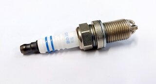 Zündkerze - BOSCH FR5 DTC - 964/993 C2/4 /996GT3 Cup 2003/2004