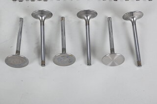 FVD Exclusive Sport Valve Kit - Intake 50 mm / Exhaust 43 mm - Shaft 8 mm with 3 Grooves