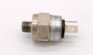 Bremslichtschalter 3-polig 911-84