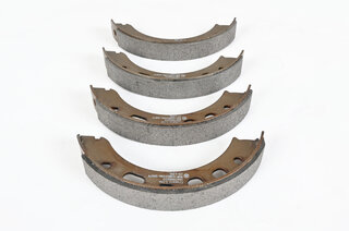 Brake Shoe Set ( 4 pcs ) - for Parking Brake 930,924,944,928,964,968,993,986S,996