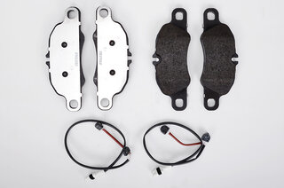 Brake service kit  front (no Discs!) 997-2 C4 09-