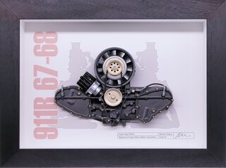 Wiesner Classic Porsche 911R Engine Cutaway 1967-68 | 1:4 Scale Model | Framed Display