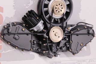 Wiesner Classic Porsche 911R Engine Cutaway 1967-68 | 1:4 Scale Model | Framed Display