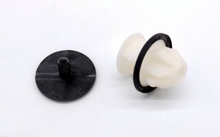 Fastening Clamp Sill Trim / Side Skirts