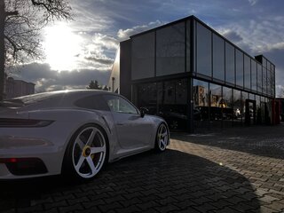 Jante aluminium forgé 9,5x21 ET40 JP Forged C à fixation centrale, argent mat
