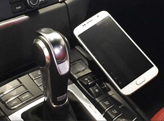 ExactFit Magnetic Phone Mount - Wireless Charging w/ MagSafe - Center Console - 95B.1/95B.2 Macan