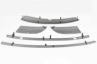 Front Bumper Grill Set 95B.2 Macan S/GTS Facelift - With Front Camera System - Complete - Black