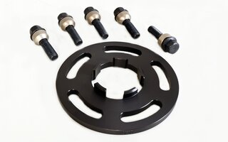 Elargisseur  AV 10mm avec centreur - alu anodisé noir (inclus vis de roue) (1 pièce)