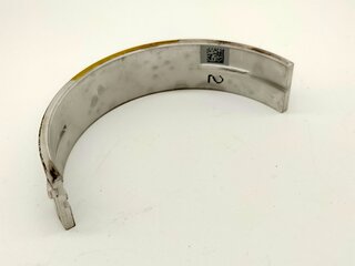 Crankshaft bearing with partial groove  " marked yellow "