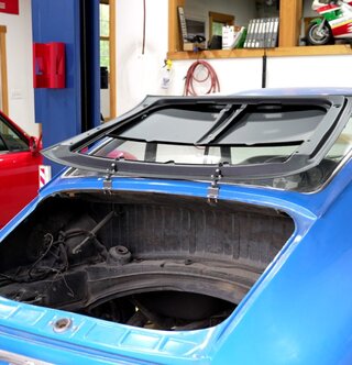 Kit pour transformation capot AR en 911R style "flip over" 911 coupé 65-89 (basculement complet)