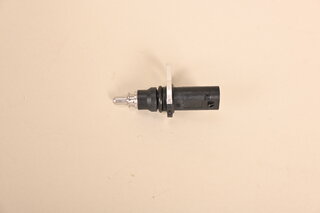 Temperature sensor cooling water