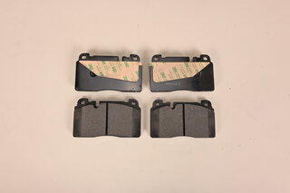 Brake Pads Set  Front 95B.1/ 95B.2 Macan - (1LE) 17" - Black Caliper