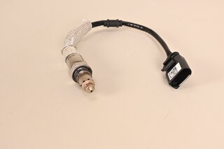 Oxygen sensor behind catalyst - 992.1 Carrera