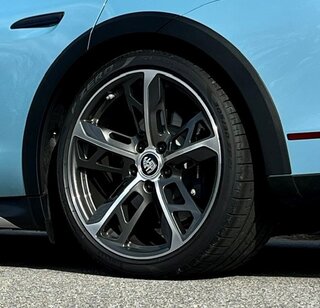 Cache moyeu - noir mat - écusson Porsche monocouleur  - 971.2 Panamera / 9J1 Taycan (1NE)