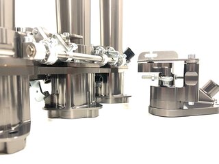 Einzeldrosselklappenanlage 964/993 89-98 (Mit ausfahrbarem Heckspoiler) Aluminium gefräst - Silber