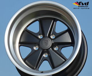 Retro-Design Wheel - 11x18 ET-3 Black + Polished Lip