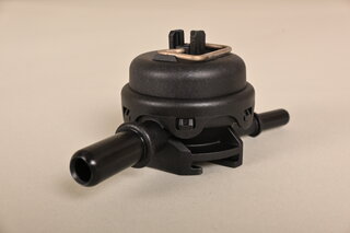 Ventilation valve Coolant expansion tank