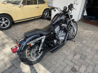 Harley-Davidson 883  NIGHSTER