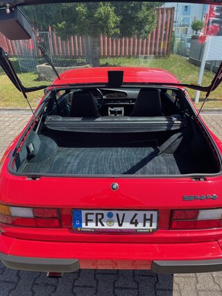 944 Coupe 1989 2.7 Red WP0AA0949KN450355