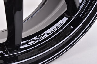 Wheel - OZ - Alleggerita HLT - 8 x 18 ET 50 - Gloss Black