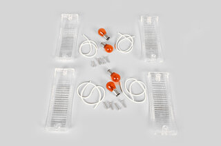 Front Turn Signal Lens Set 911 / 930  1974-89 - Clear - USA - Includes Bulbs