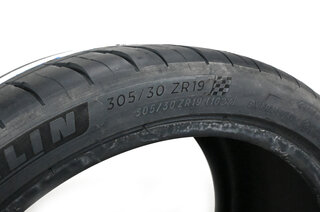305/30/19 ZR (102Y) Michelin Pilot Sport 4 S EL TL