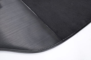 Jeu tapis complet coupé 74-86 noir