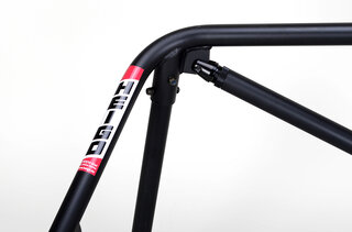 Arceau acier 993 coupé avec barre pour harnais et matériel de fixation (pour voitures sans TO)